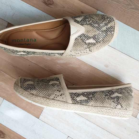 Montana Women's Jute trim, snake embossed slip on - Picture 8 of 9